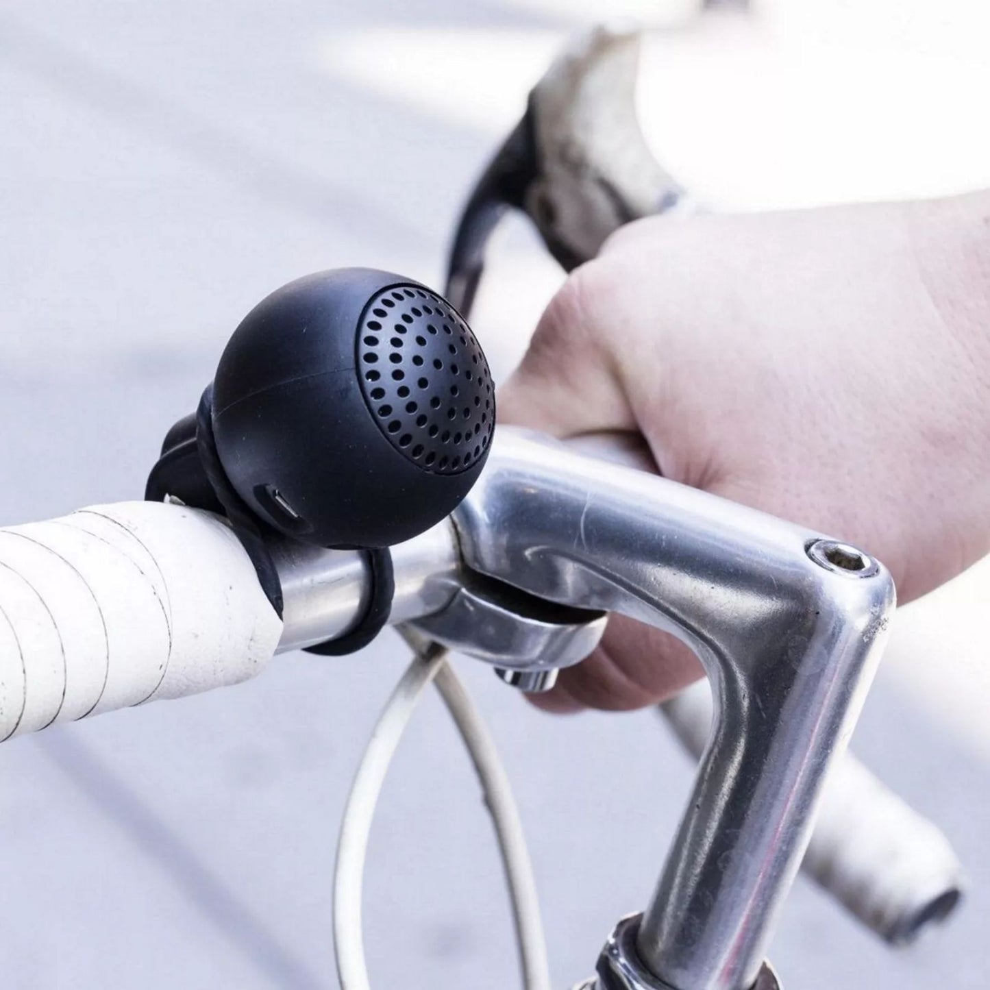 Kikkerland Bluetooth Lautsprecher „Black Loop“
