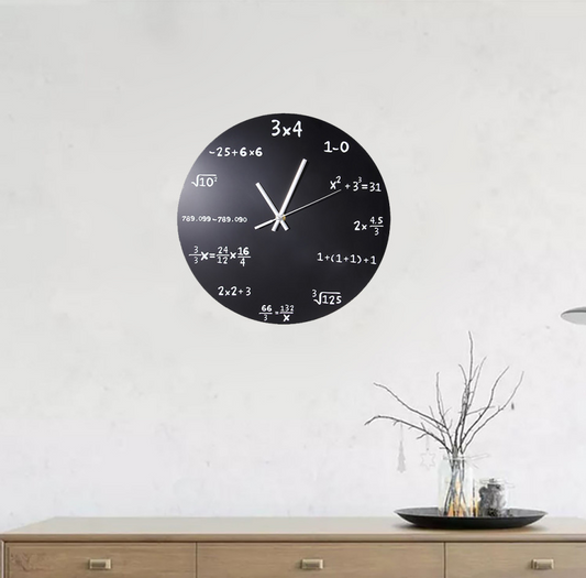 Mathematik Wanduhr mit Formeln
